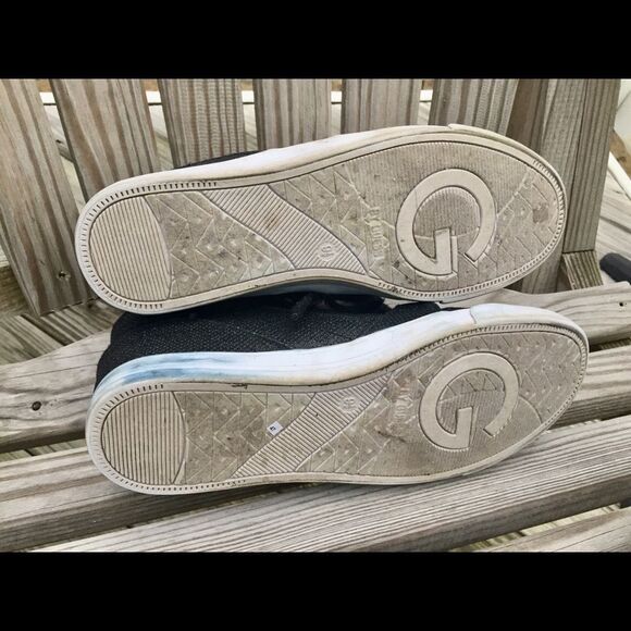 Cute shoes by G by Guess size 91/2 medium - Picture 4 of 4